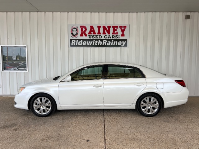 2010 Toyota Avalon's photo