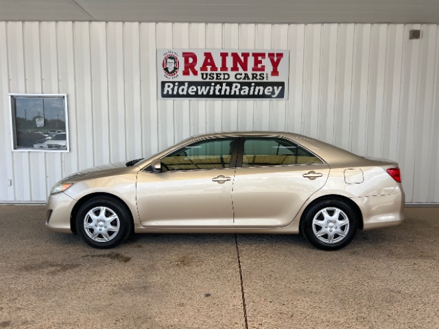 2012 Toyota Camry 2.5 Auto L's photo