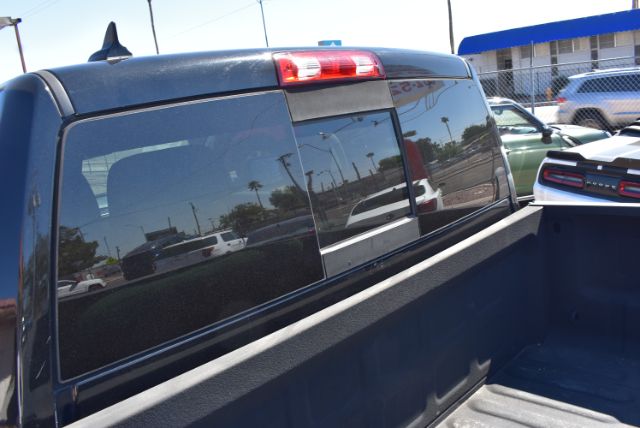 Additional photo of vehicle.