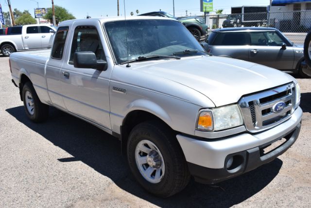 Additional photo of vehicle.