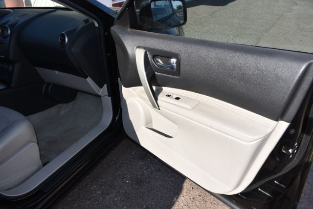 2012 Nissan Rogue SV - Photo 16