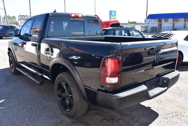 Additional photo of vehicle.