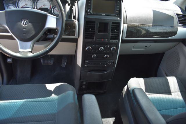 2010 Dodge Grand Caravan Crew - Photo 15