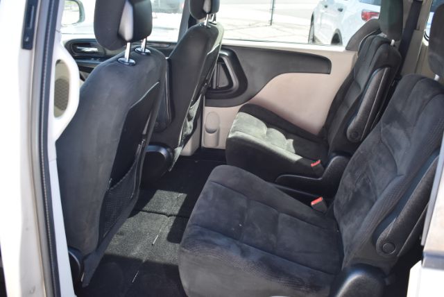 2015 Dodge Grand Caravan SE - Photo 12