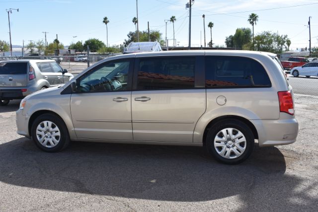 2015 Dodge Grand Caravan SE - Photo 6