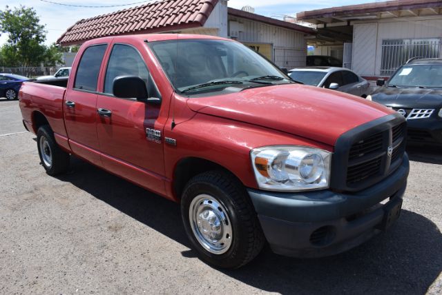 Additional photo of vehicle.