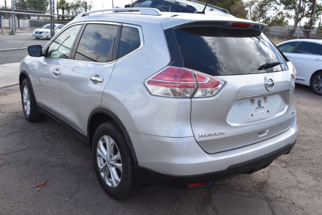 Additional photo of vehicle.