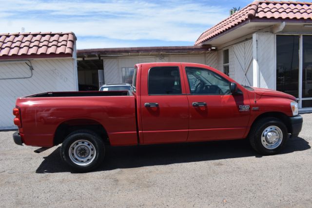 Additional photo of vehicle.