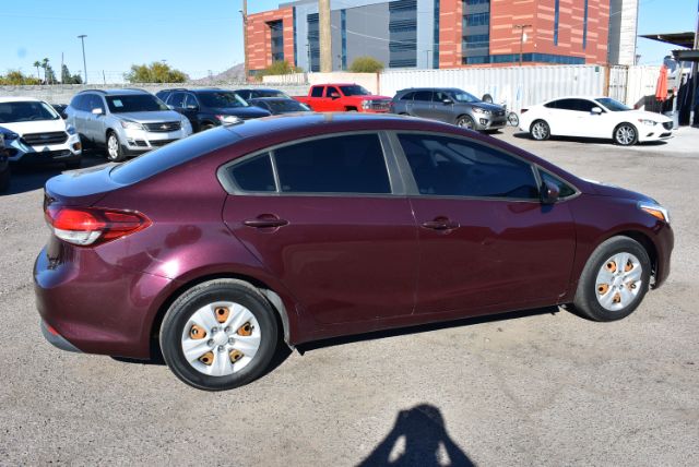 Additional photo of vehicle.