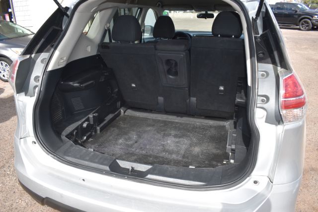 Additional photo of vehicle.