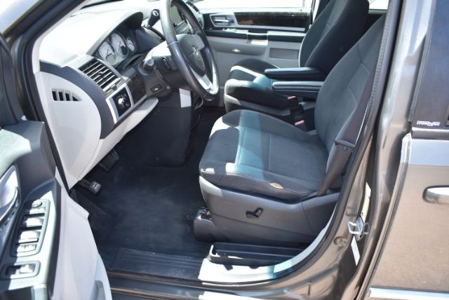 2010 Dodge Grand Caravan Crew - Photo 12