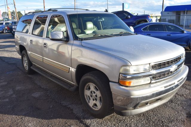 2006 Chevrolet Suburban's photo