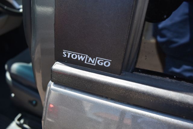 2010 Dodge Grand Caravan Crew - Photo 13