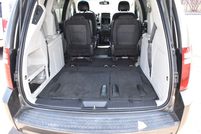 2010 Dodge Grand Caravan Crew - Photo 18