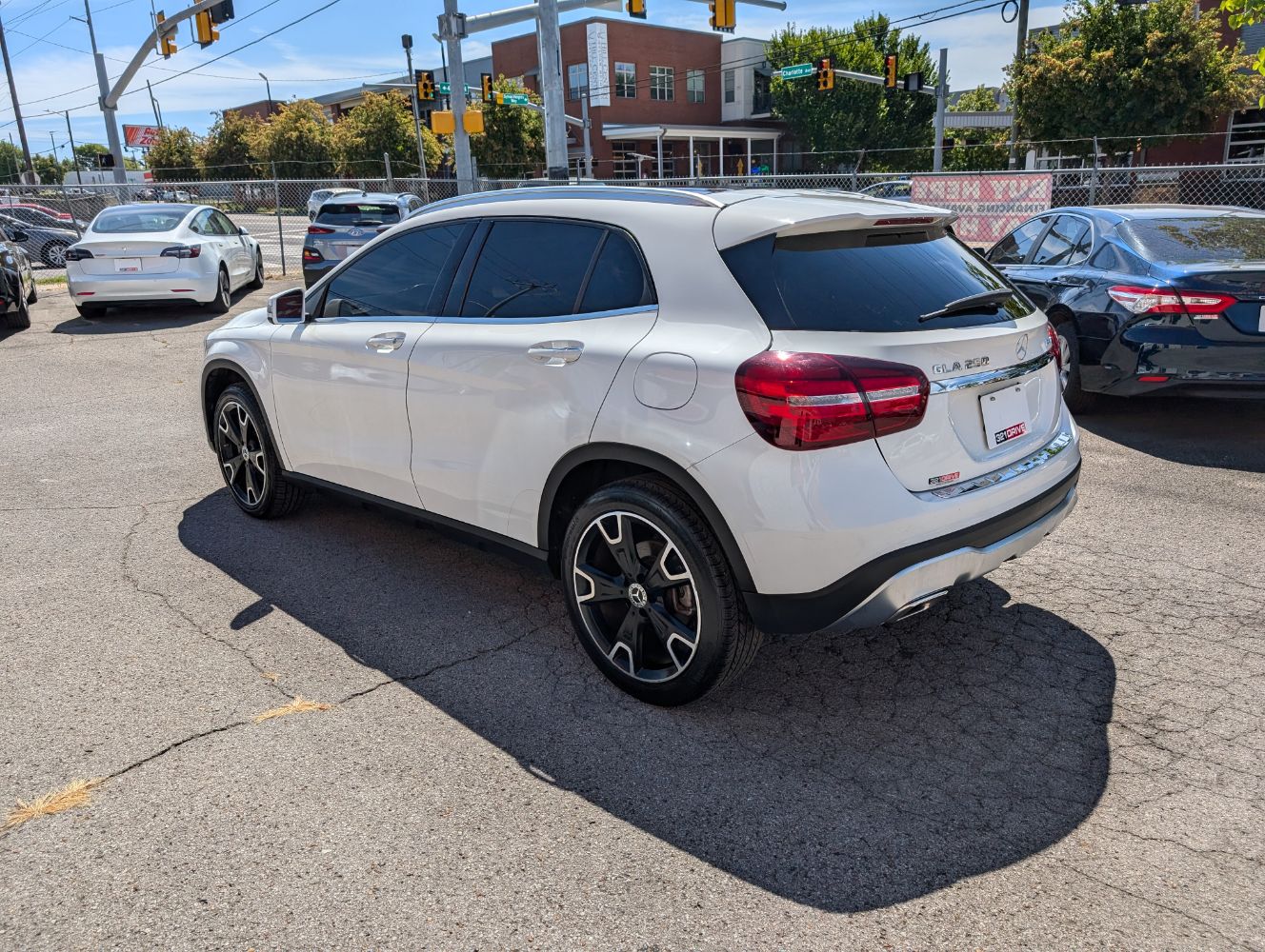 2020 Mercedes Benz GLA 250 4MATIC photo 6