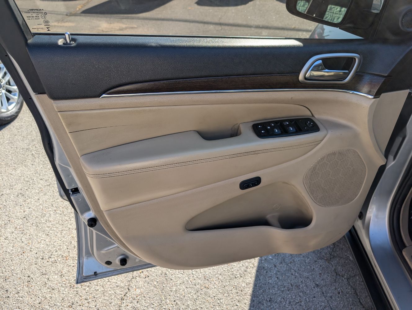 2014 Jeep Grand Cherokee Limited photo 10