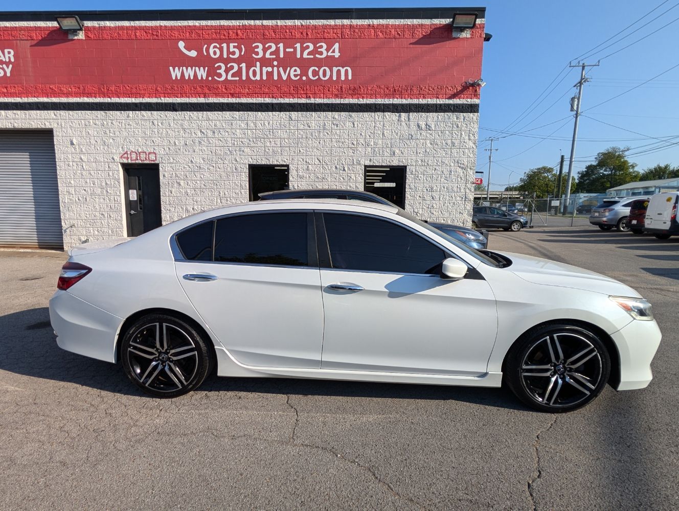 2017 Honda Accord Sport photo 4