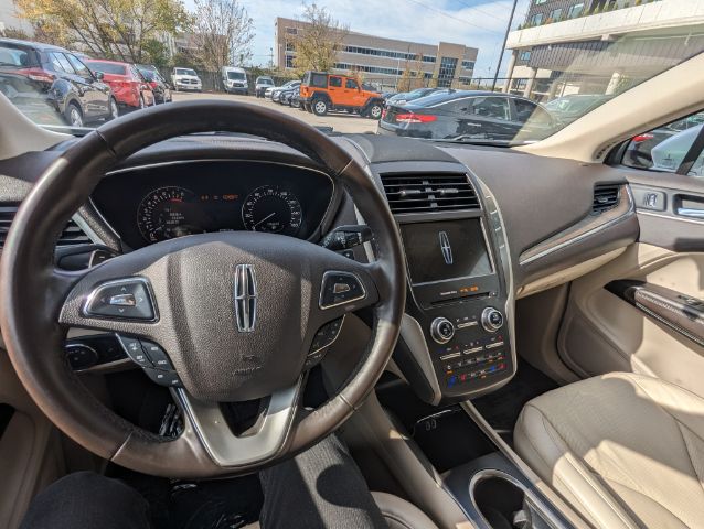 2017 Lincoln MKC Reserve photo 20