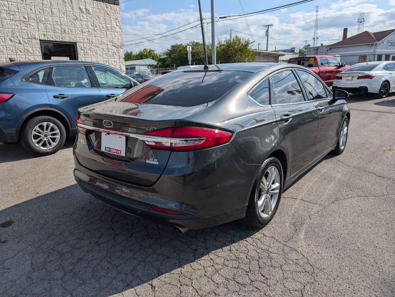 2018 Ford Fusion SE photo 4