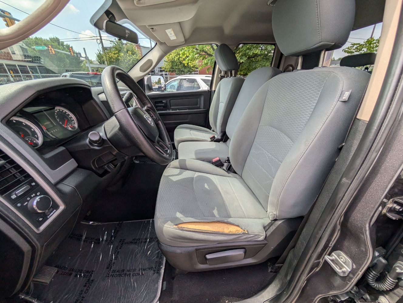 2015 Ram 1500 Tradesman photo 15