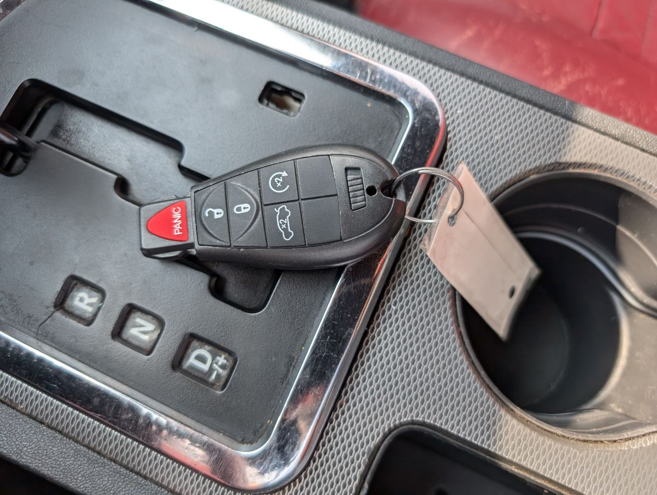 2014 Dodge Challenger R/T photo 15