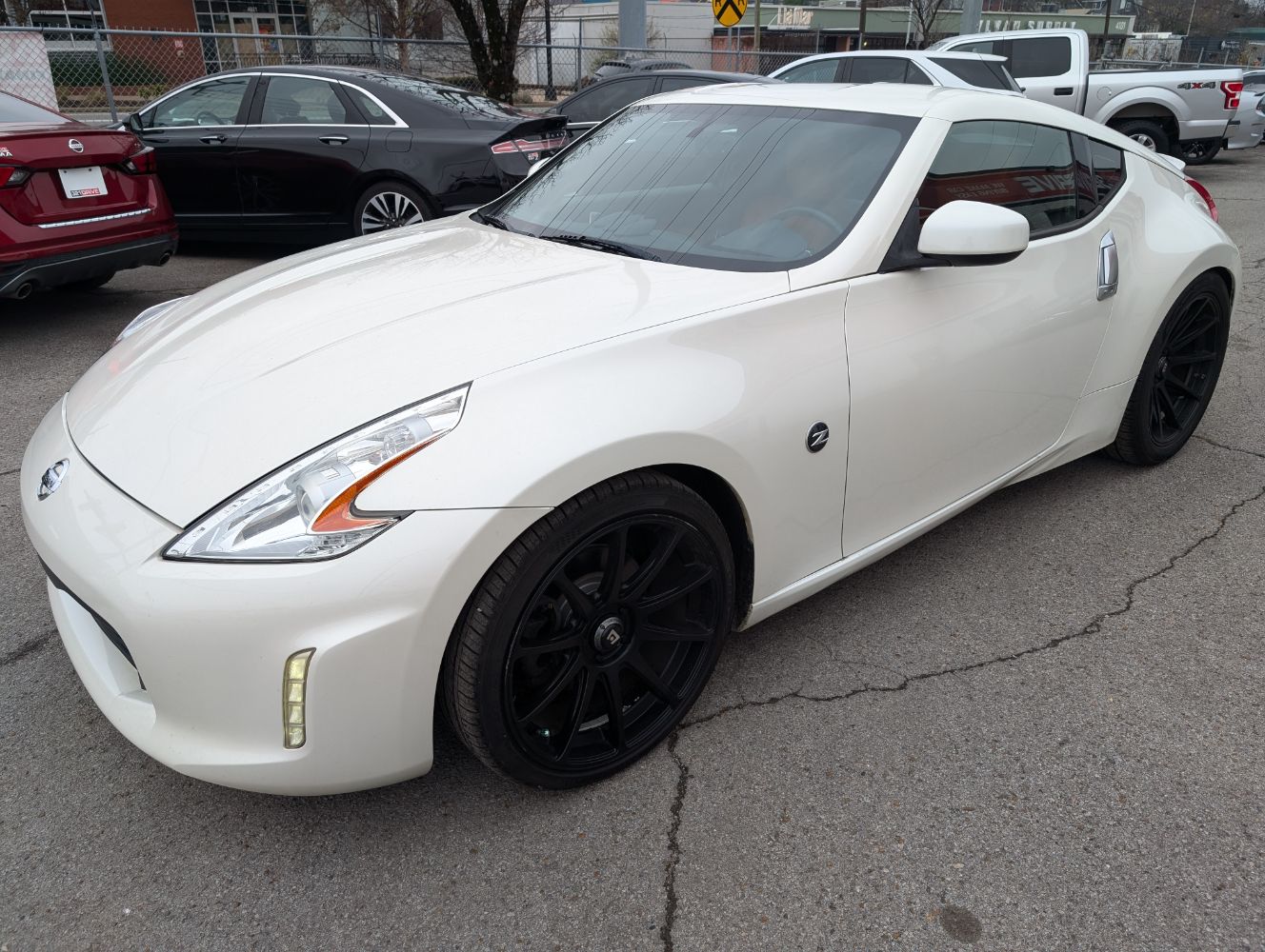 2014 Nissan 370Z Coupe Touring's photo