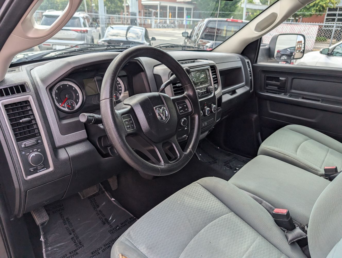2015 Ram 1500 Tradesman photo 12