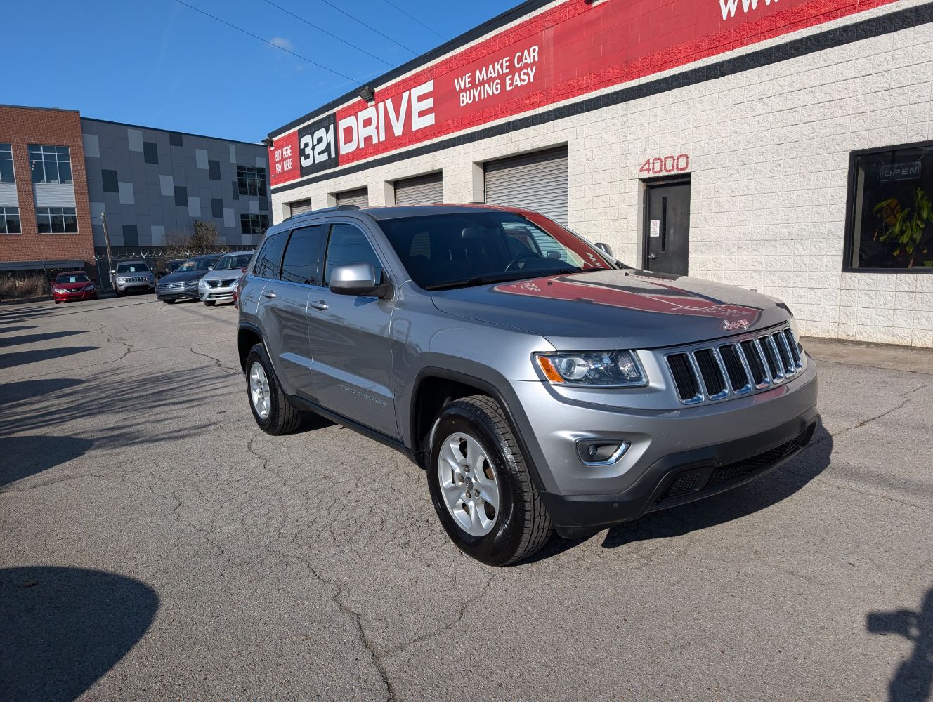 2016 Jeep Grand Cherokee Laredo E photo 4