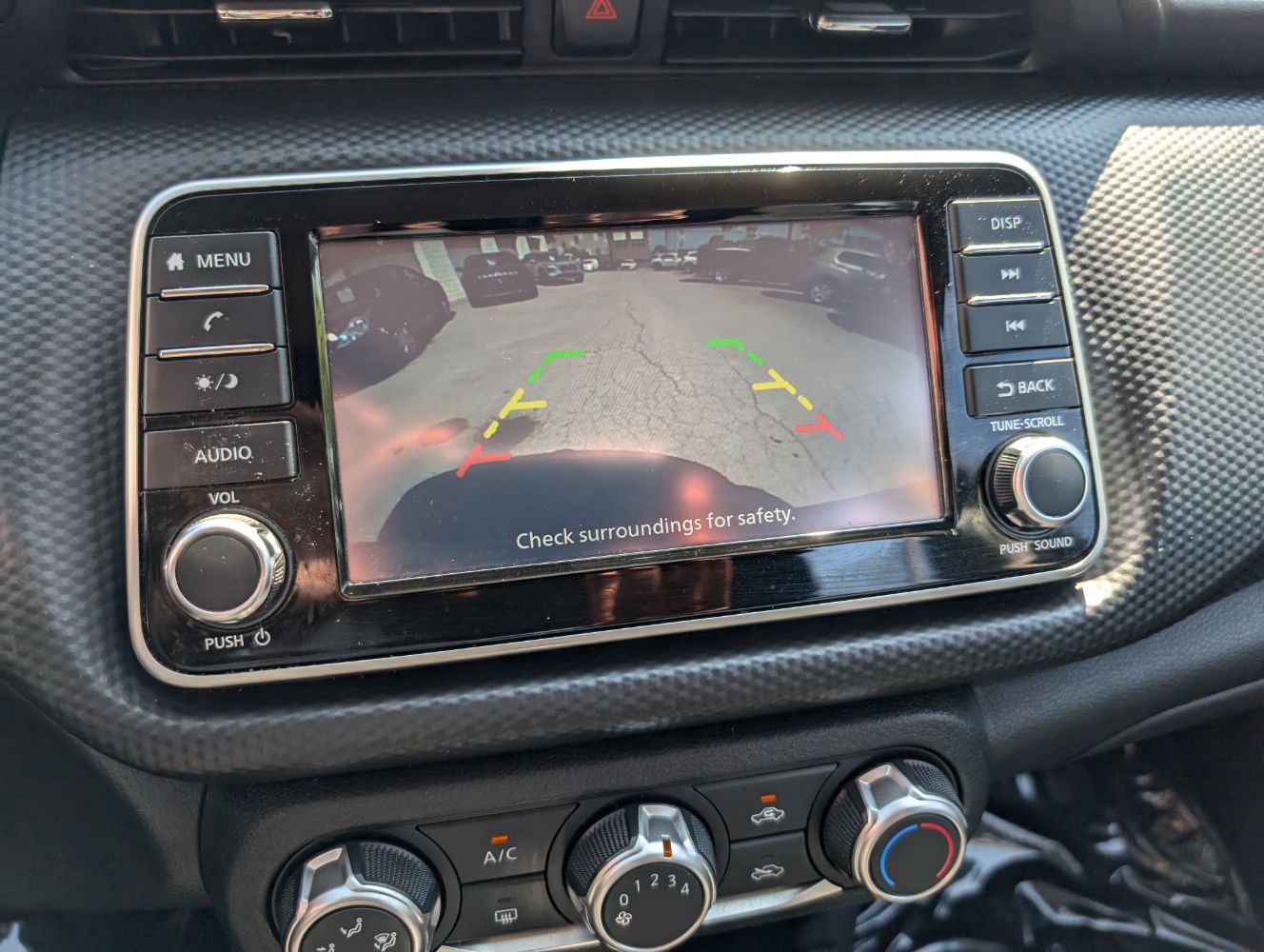 2023 Nissan Kicks S photo 22