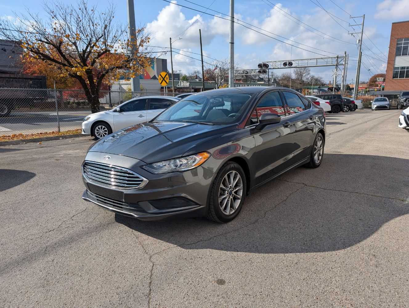 2017 Ford Fusion SE's photo