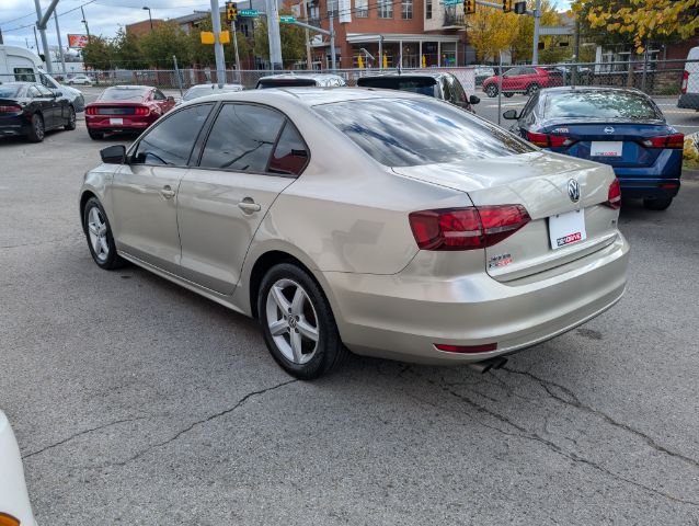 2016 Volkswagen Jetta S photo 8