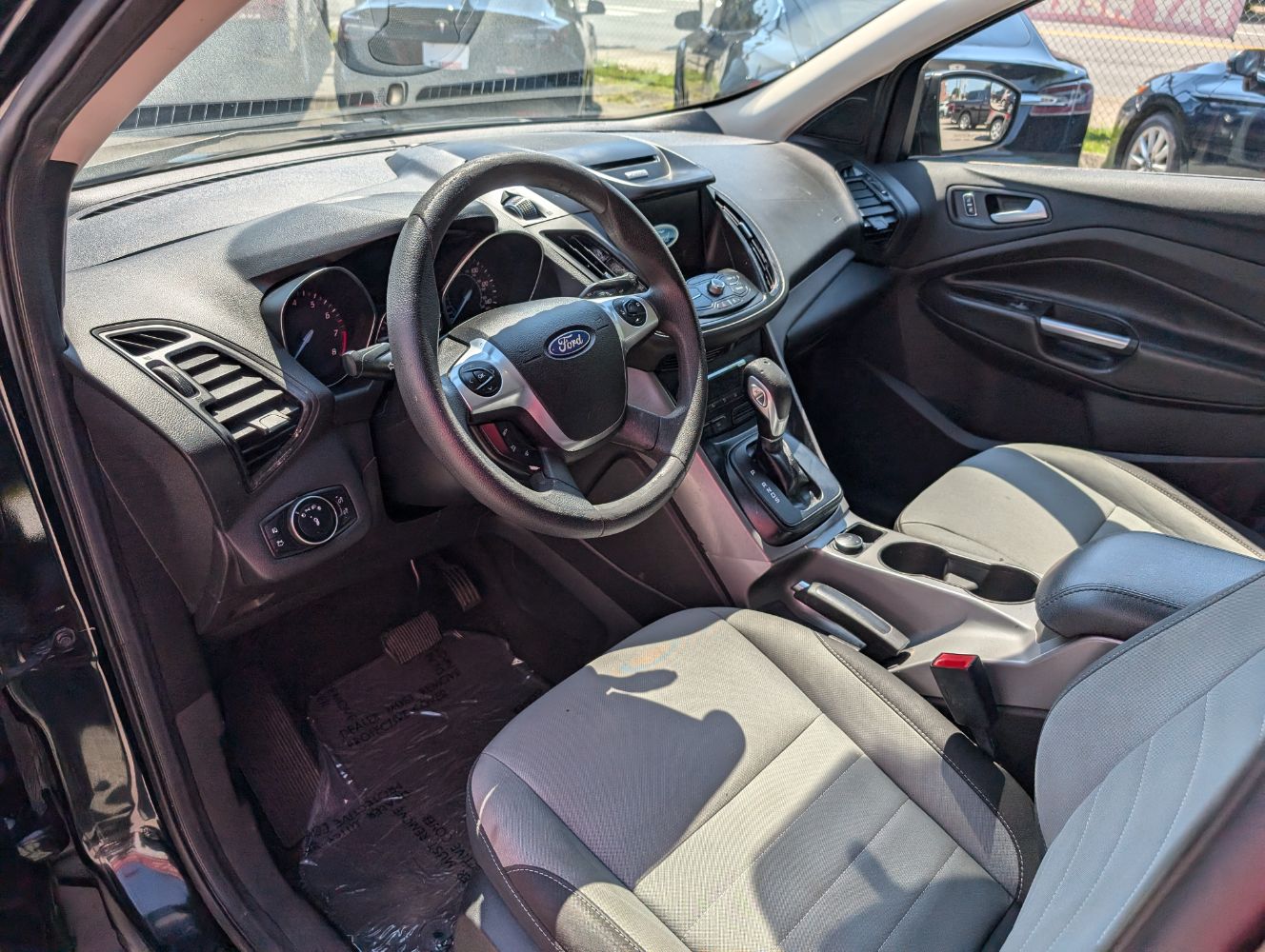 2016 Ford Escape SE photo 9