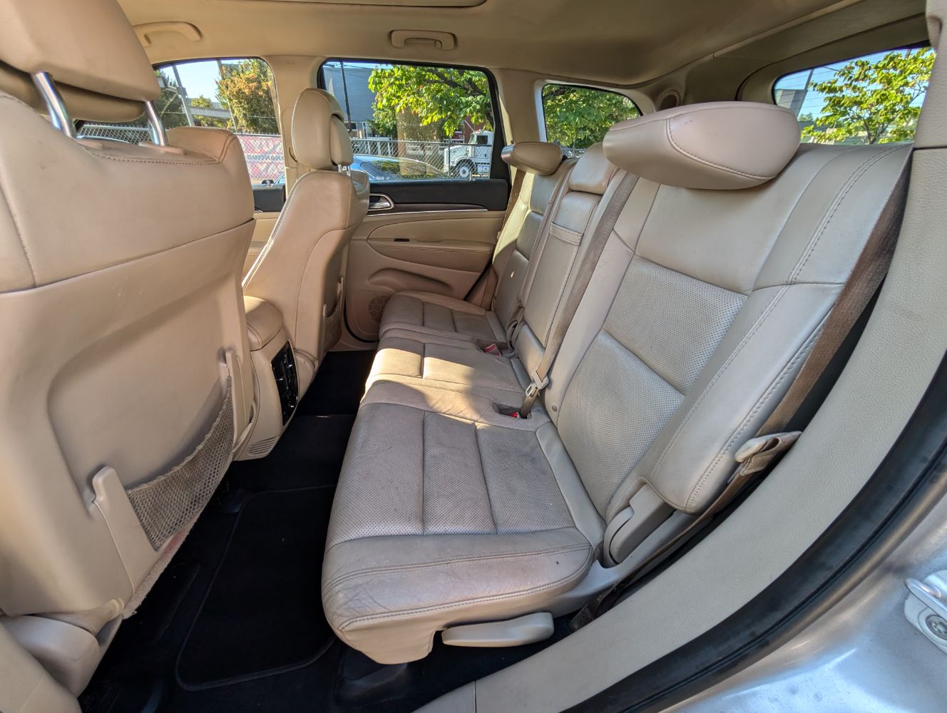 2014 Jeep Grand Cherokee Limited photo 16