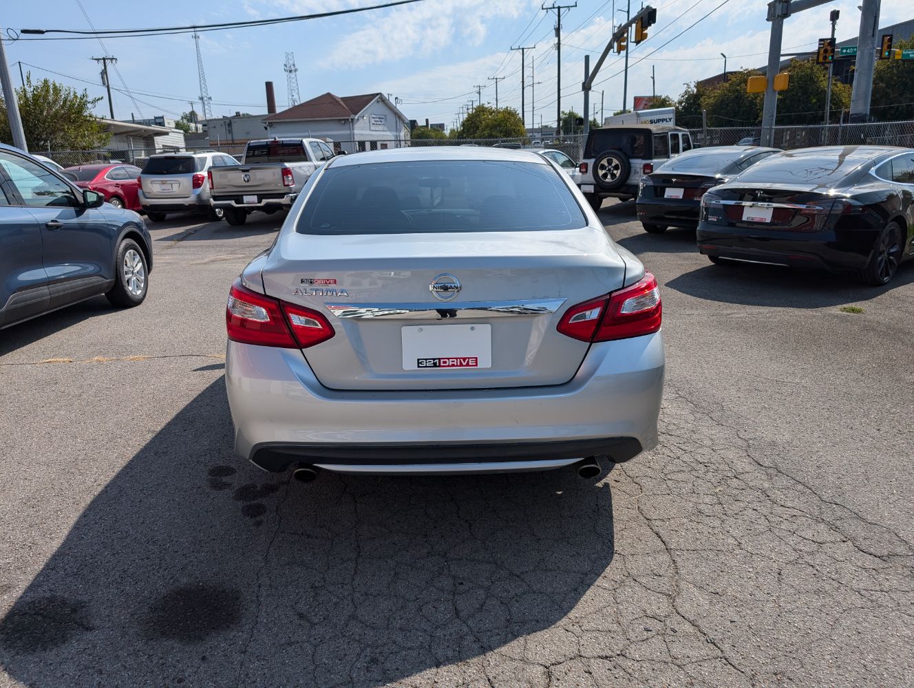 2017 Nissan Altima 2.5 S photo 6