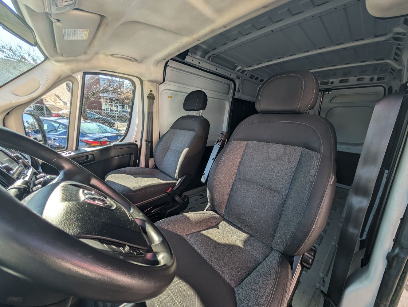 2019 RAM ProMaster Cargo Van Base photo 16