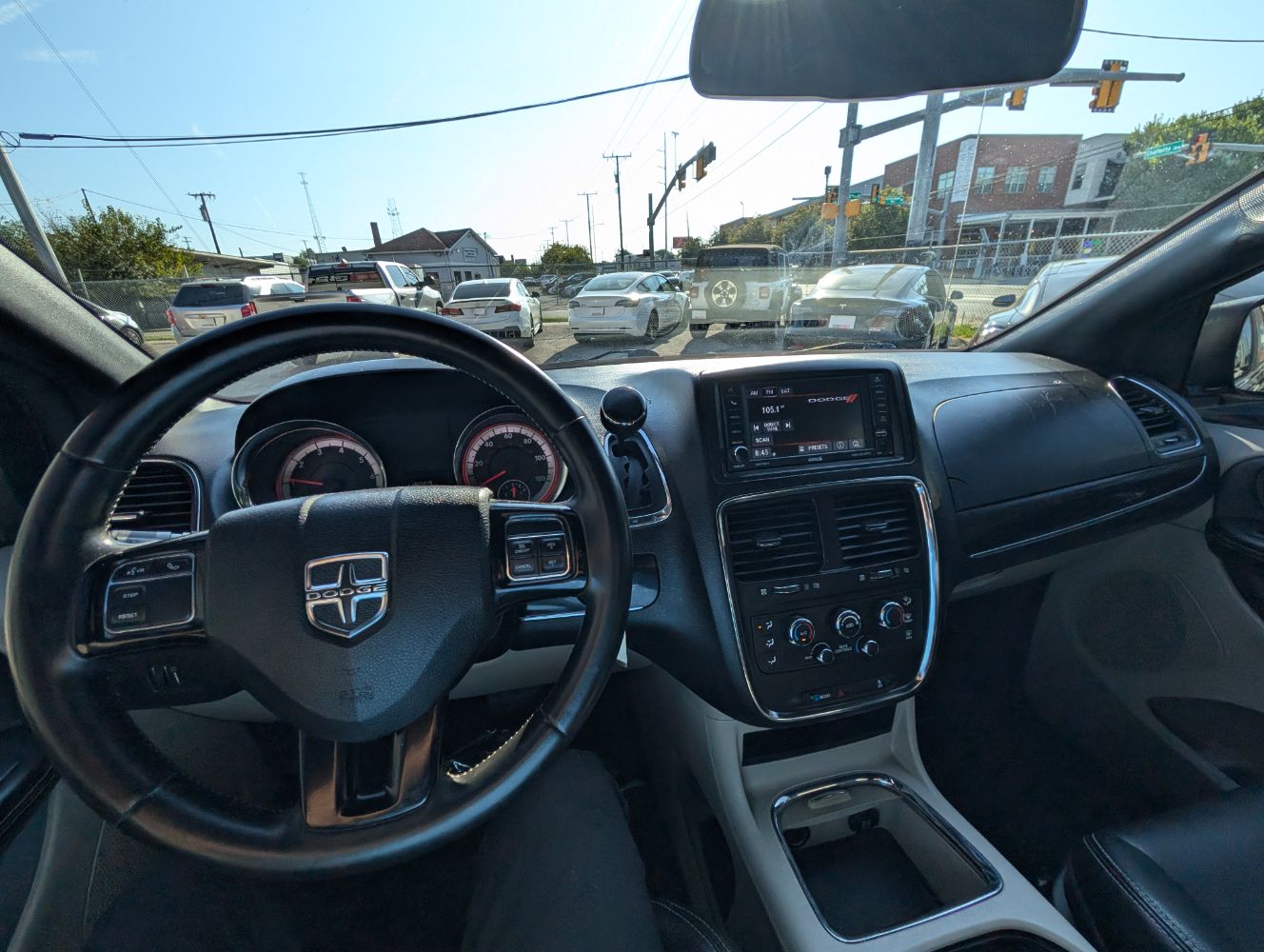 2019 Dodge Grand Caravan SXT photo 18