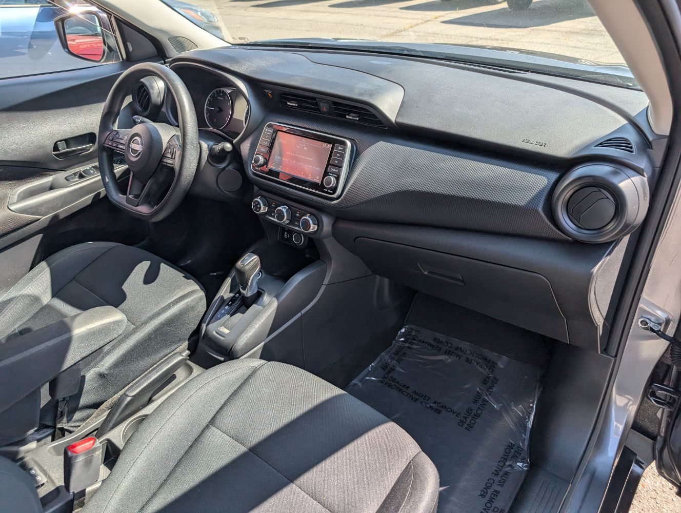 2023 Nissan Kicks S photo 12