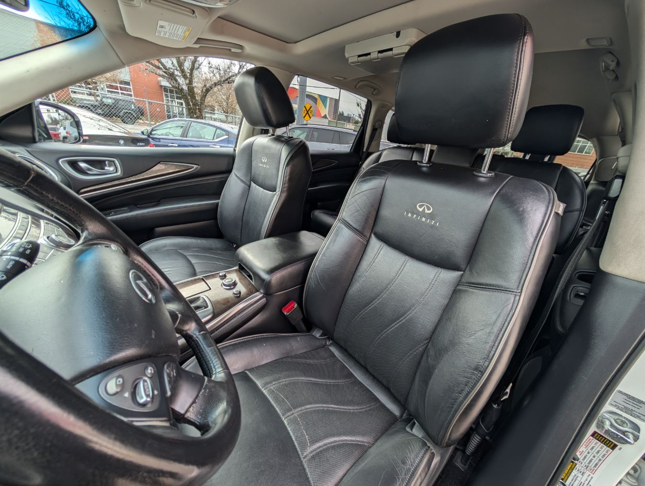 2014 INFINITI QX60 Base photo 16