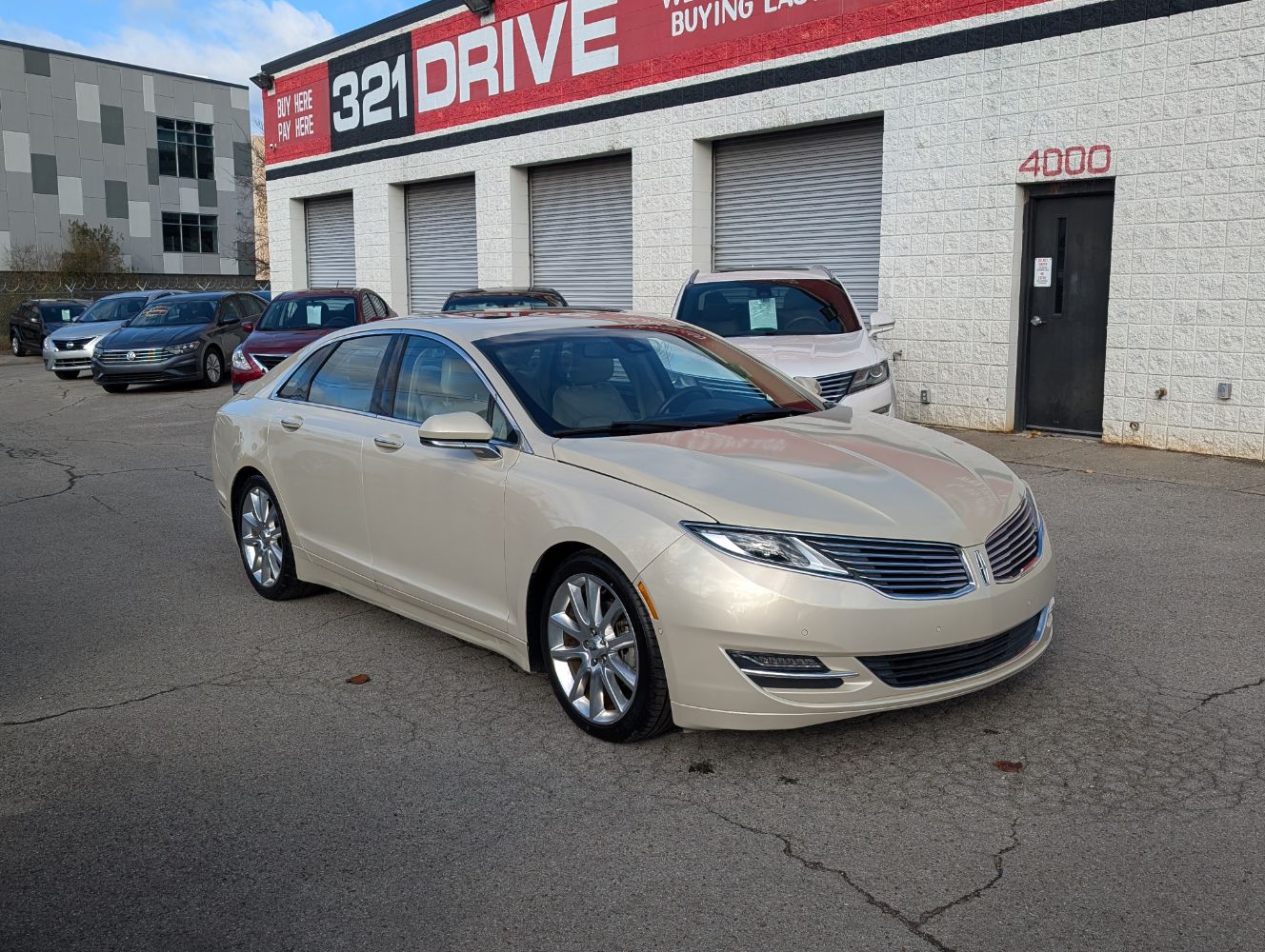 2016 Lincoln MKZ Hybrid photo 4