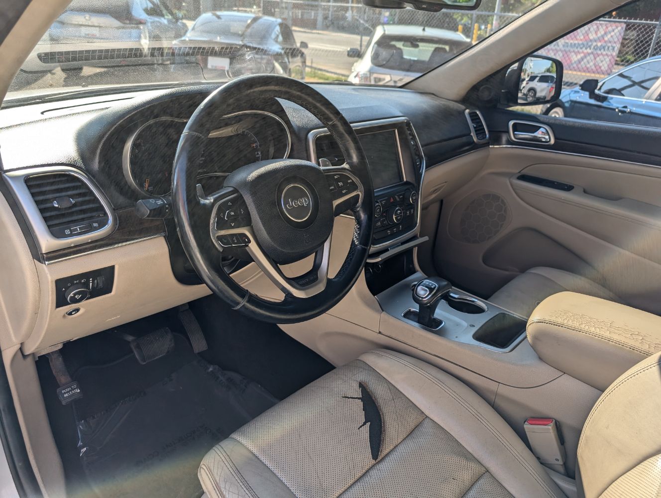 2014 Jeep Grand Cherokee Limited photo 11