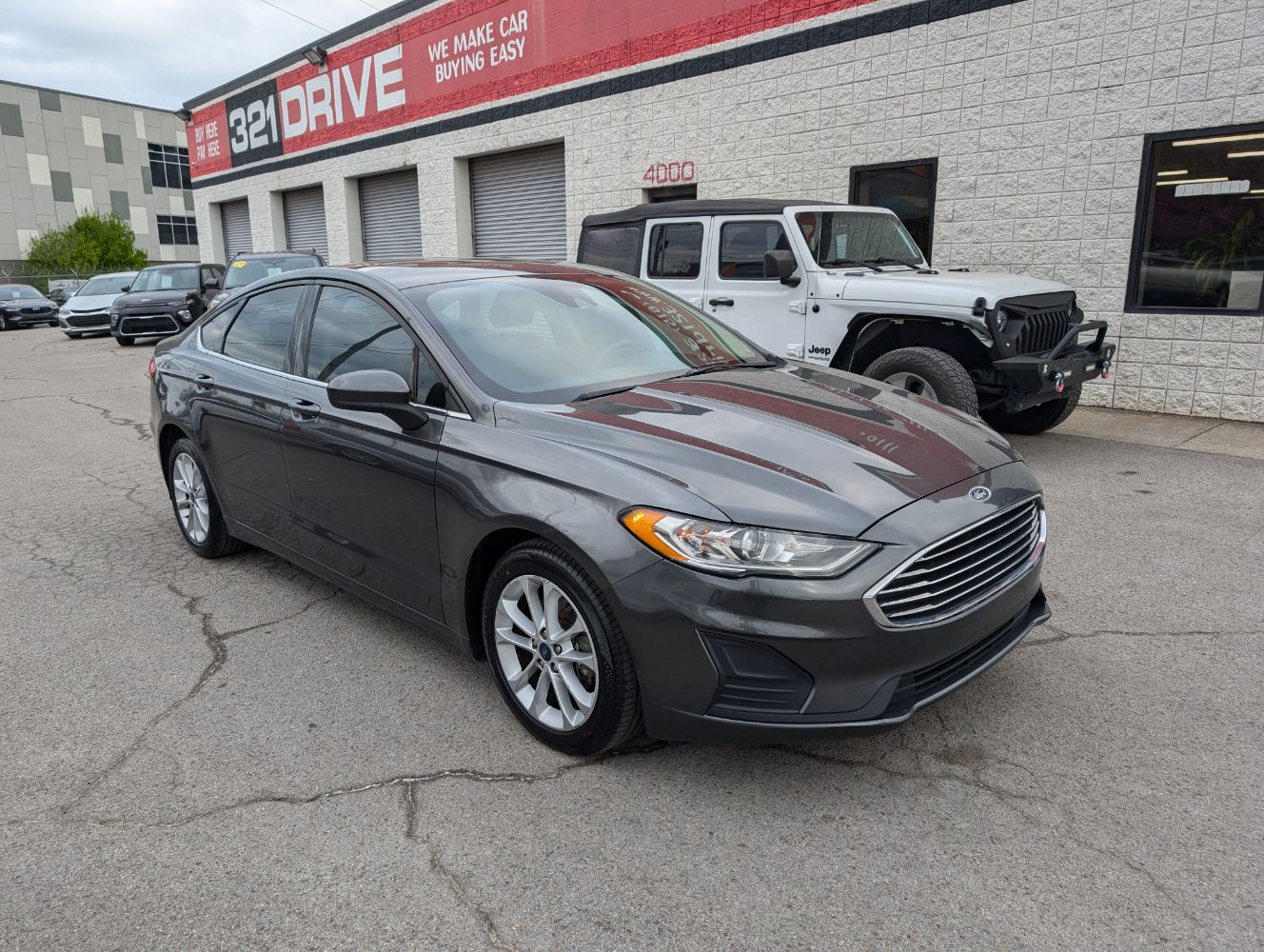 2020 Ford Fusion SE FWD's photo