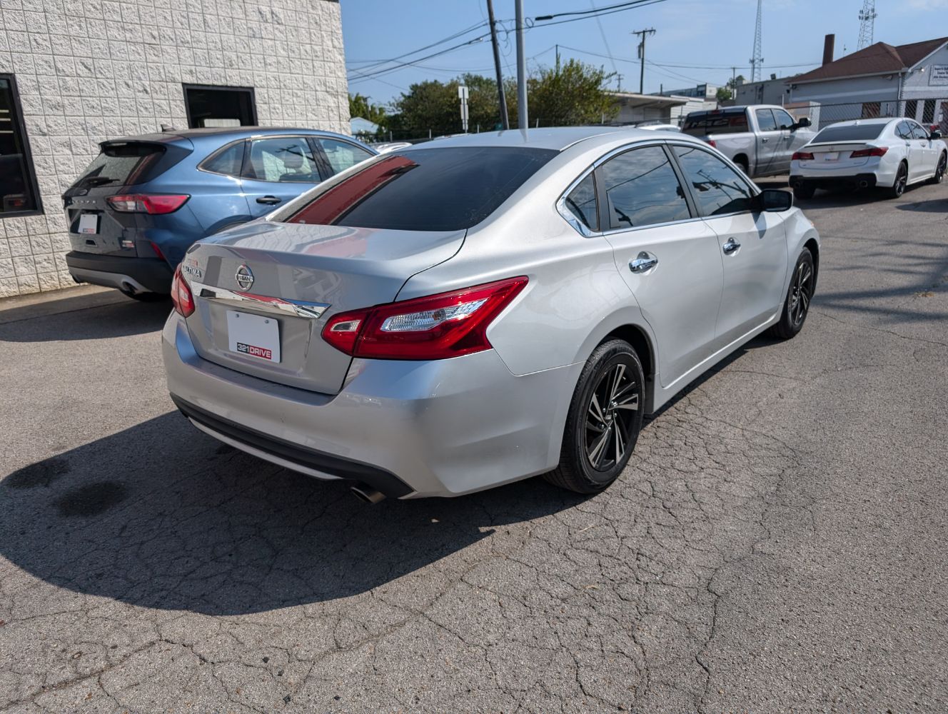 2017 Nissan Altima 2.5 S photo 5