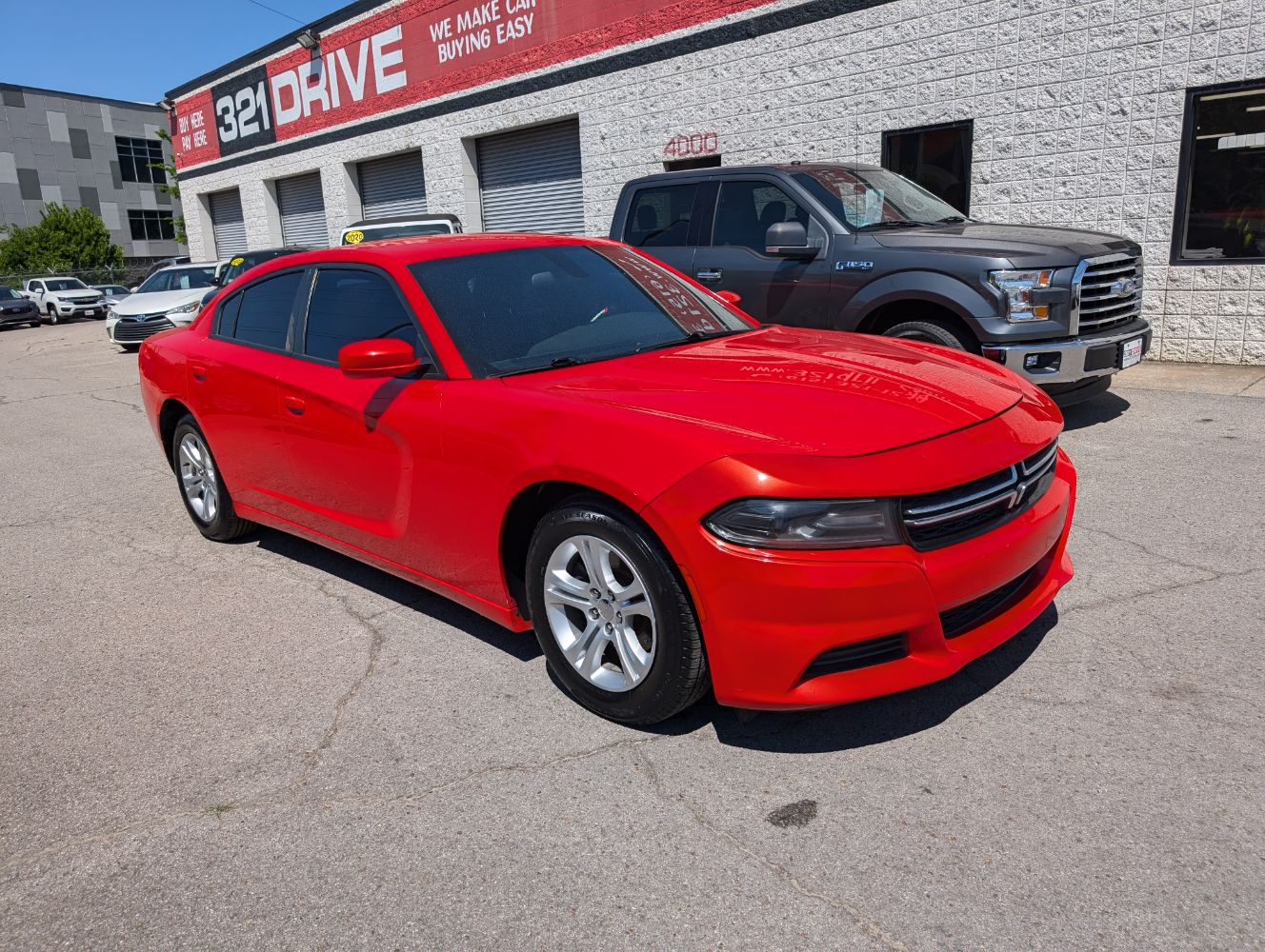 2020 Dodge Charger SXT's photo