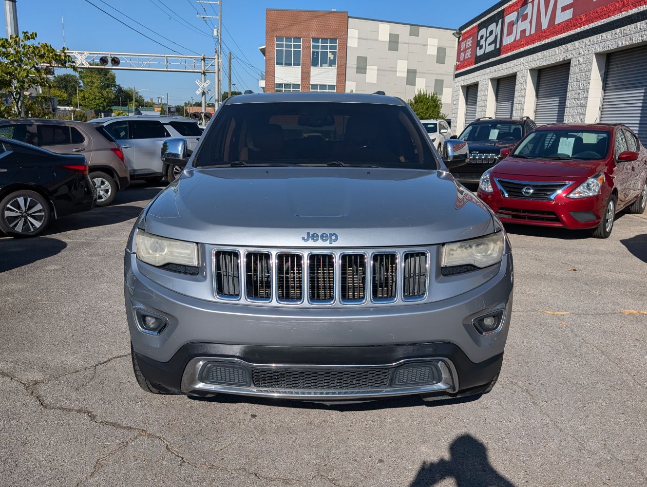 2014 Jeep Grand Cherokee Limited photo 2