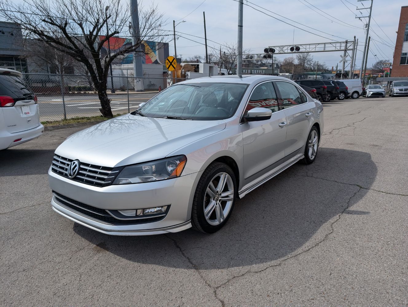 2015 Volkswagen Passat 3.6L SEL Premium's photo