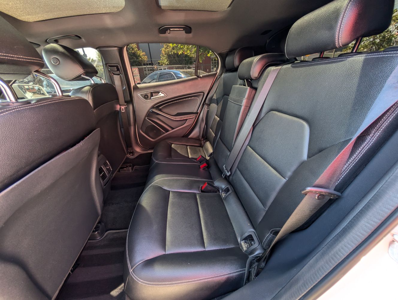 2020 Mercedes Benz GLA 250 4MATIC photo 15