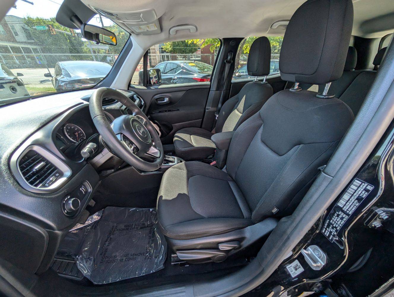 2020 Jeep Renegade Sport photo 14