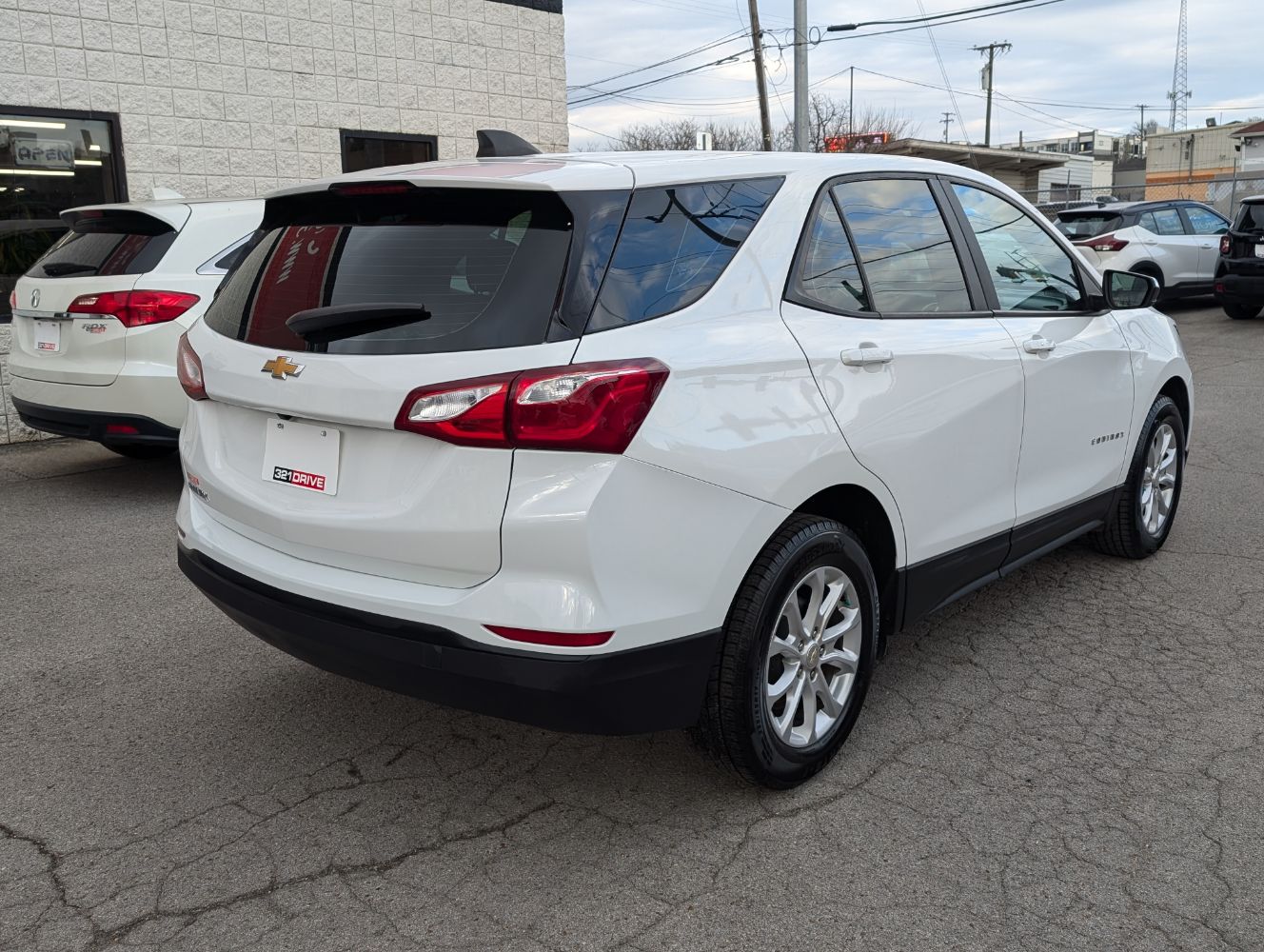 2020 Chevrolet Equinox LS photo 6