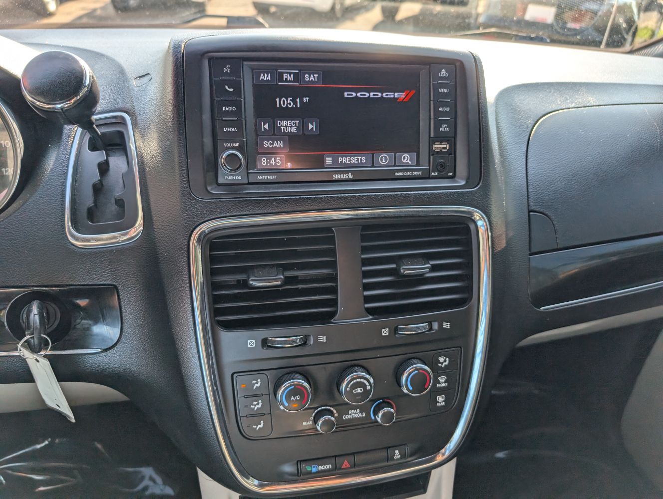 2019 Dodge Grand Caravan SXT photo 19