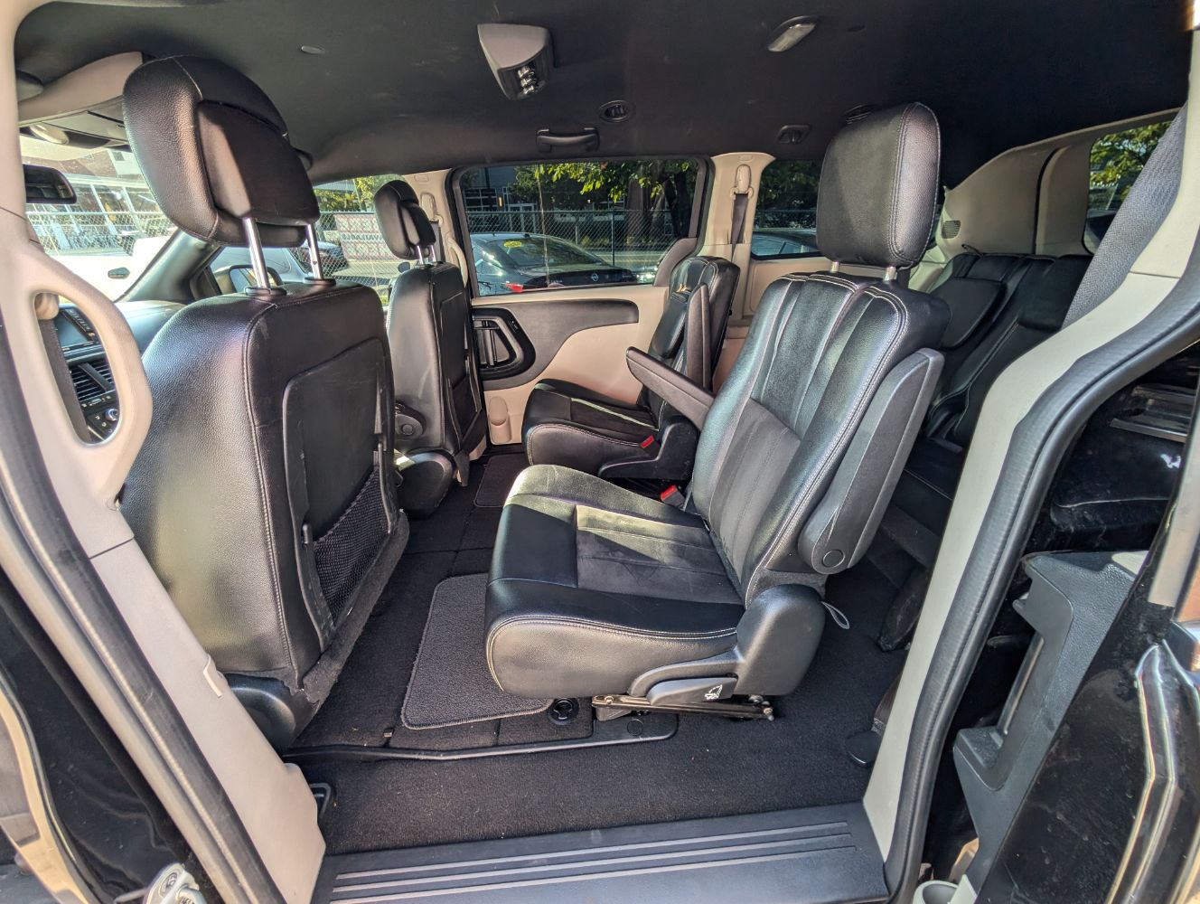 2019 Dodge Grand Caravan SXT photo 13
